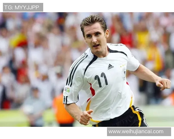 德国足球明星排行榜：盘点历史上最具影响力的十位球员